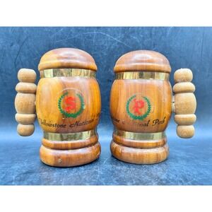 Vtg Wood Barrel Salt & Pepper Shakers Souvenir Yellowstone National Park Vtg‎ 3"